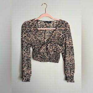 Zara Women's Black and Cream Textured Blouse